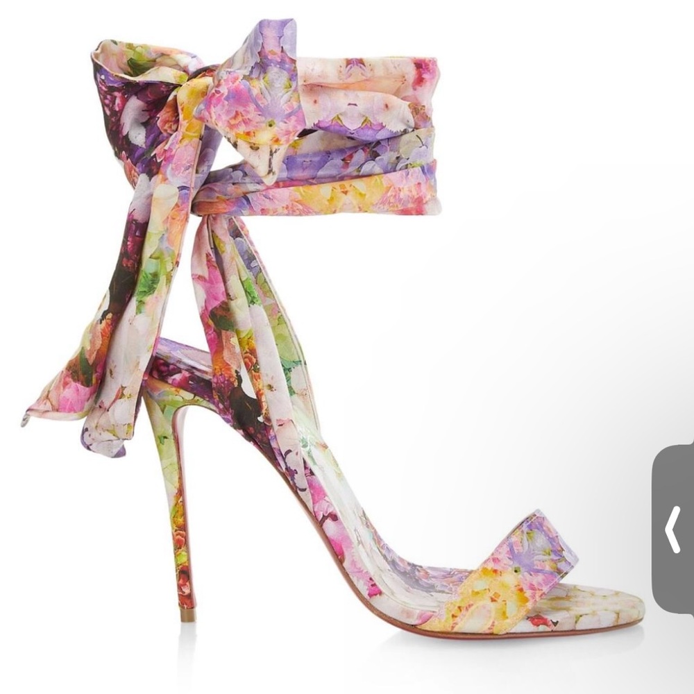 Sold ❤️❤️Christian Louboutin Flower Patterns Open Toe Casual Style Pin Heels  38